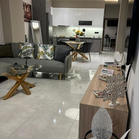 Menda Suite Heraklion  ภายนอก รูปภาพ