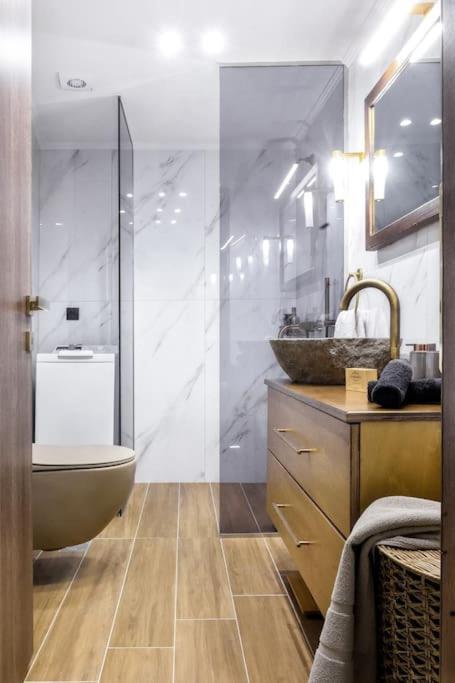 Menda Suite Heraklion  ภายนอก รูปภาพ